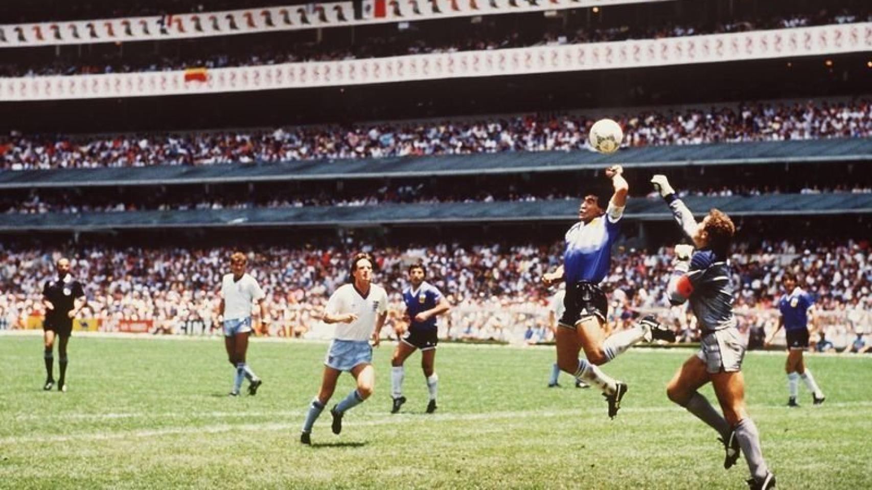 Maradona y la mano de Dios