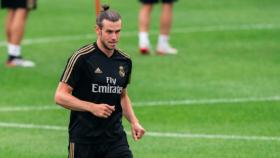 Bale entrena con el Real Madrid