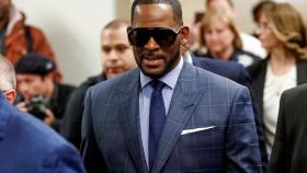 El cantante R. Kelly a su llegada a un juzgado en Chicago