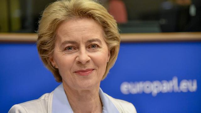 Von der Leyen, durante su audiencia con el grupo de Izquierda Unitaria