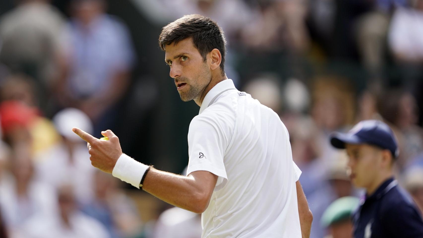 Djokovic, en un momento del partido ante Federer