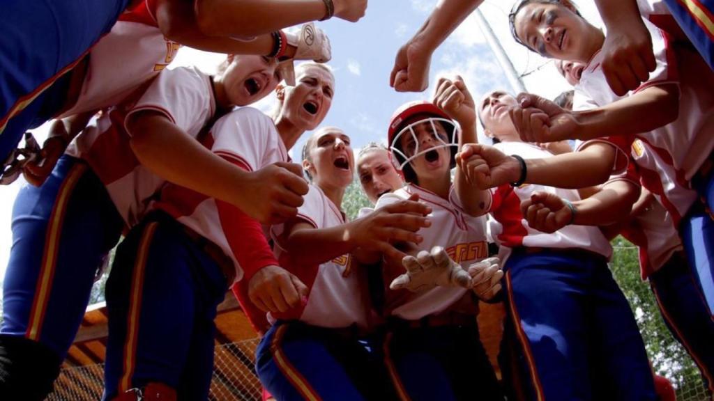 La selección española femenina de sófbol