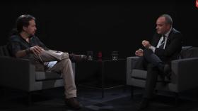 Pablo Iglesias e Iván Redondo durante su entrevista en La Tuerka.