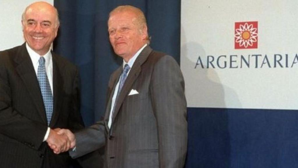 Francisco González, expresidente del BBVA junto a Emilio Ybarra tras la fusión con Argentaria.