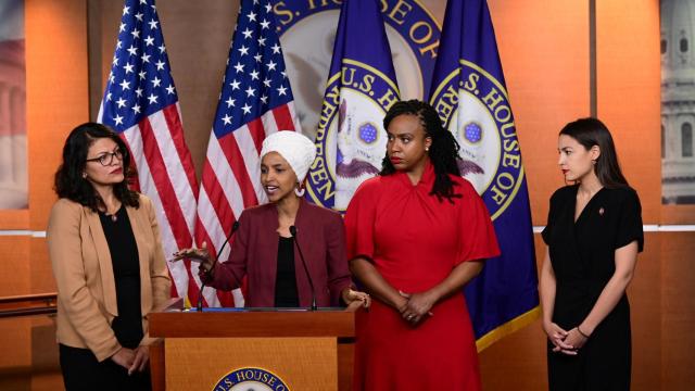 Ocasio-Cortez, Omar, Pressley y Tlaib durante la rueda de prensa.