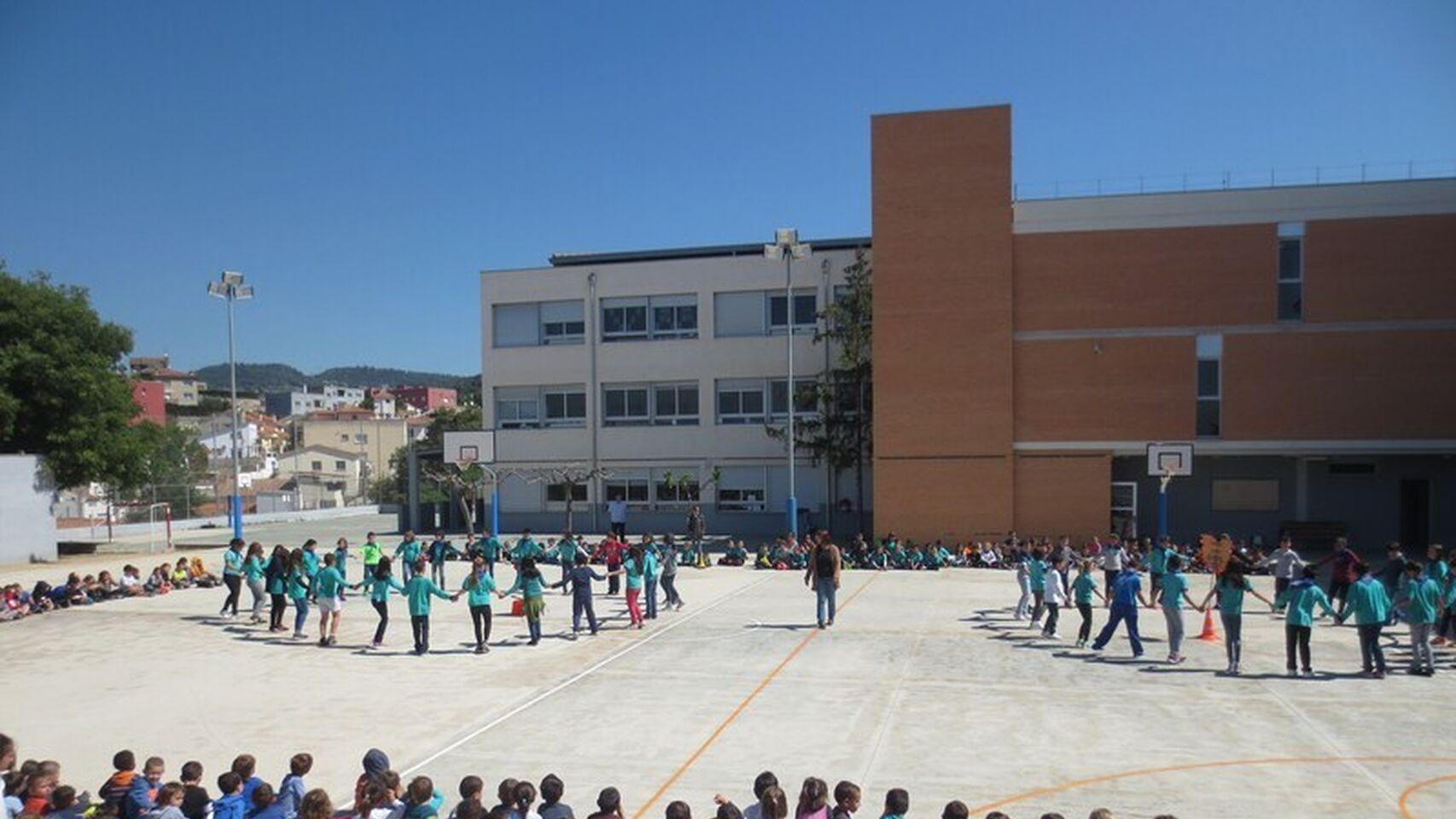 Patio de una escuela catalana.