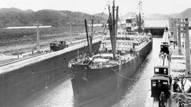 SS Ancon, el primer buque que cruzó oficialmente el Canal de Panamá. https://gcaptain.com