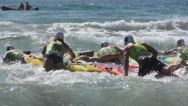 Rescate con tabla, una de las pruebas