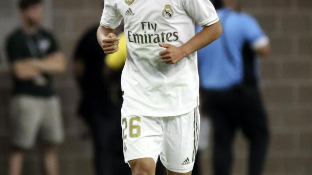 Takefusa Kubo durante su partido de debut con el Real Madrid ante el Bayern.