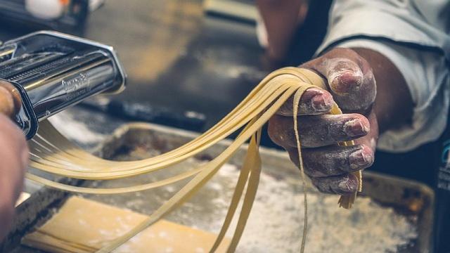 Todo lo que necesitas para hacer pasta fresca en casa