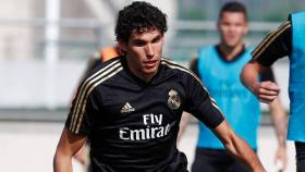 Vallejo entrena con el Real Madrid