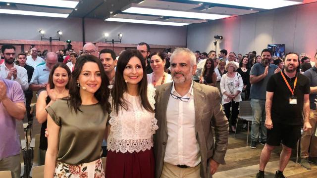 Inés Arrimadas, Lorena Roldán y Carlos Carrizosa en Barcelona.