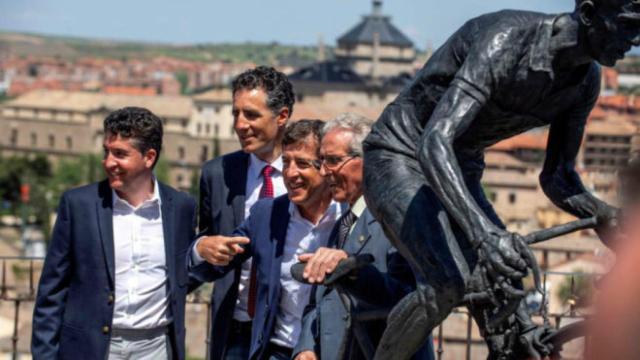 Escultura de Bahamontes en Toledo