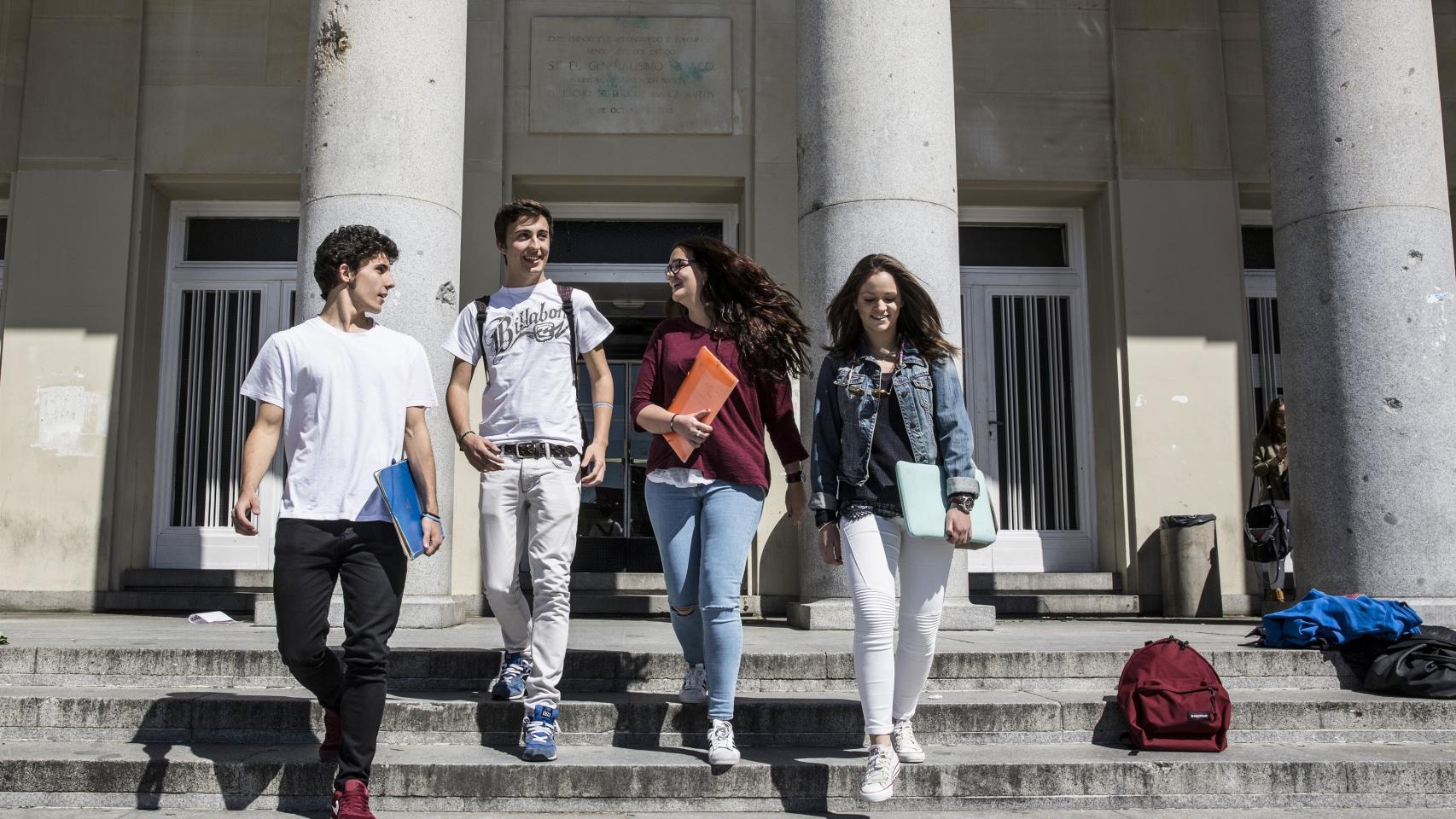 Los jóvenes españoles no trabajarían por menos de 20.000 euros al año.