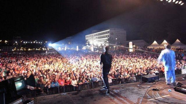 Celebración de A festa dos Mundos en la playa de Santa Cristina en 2010