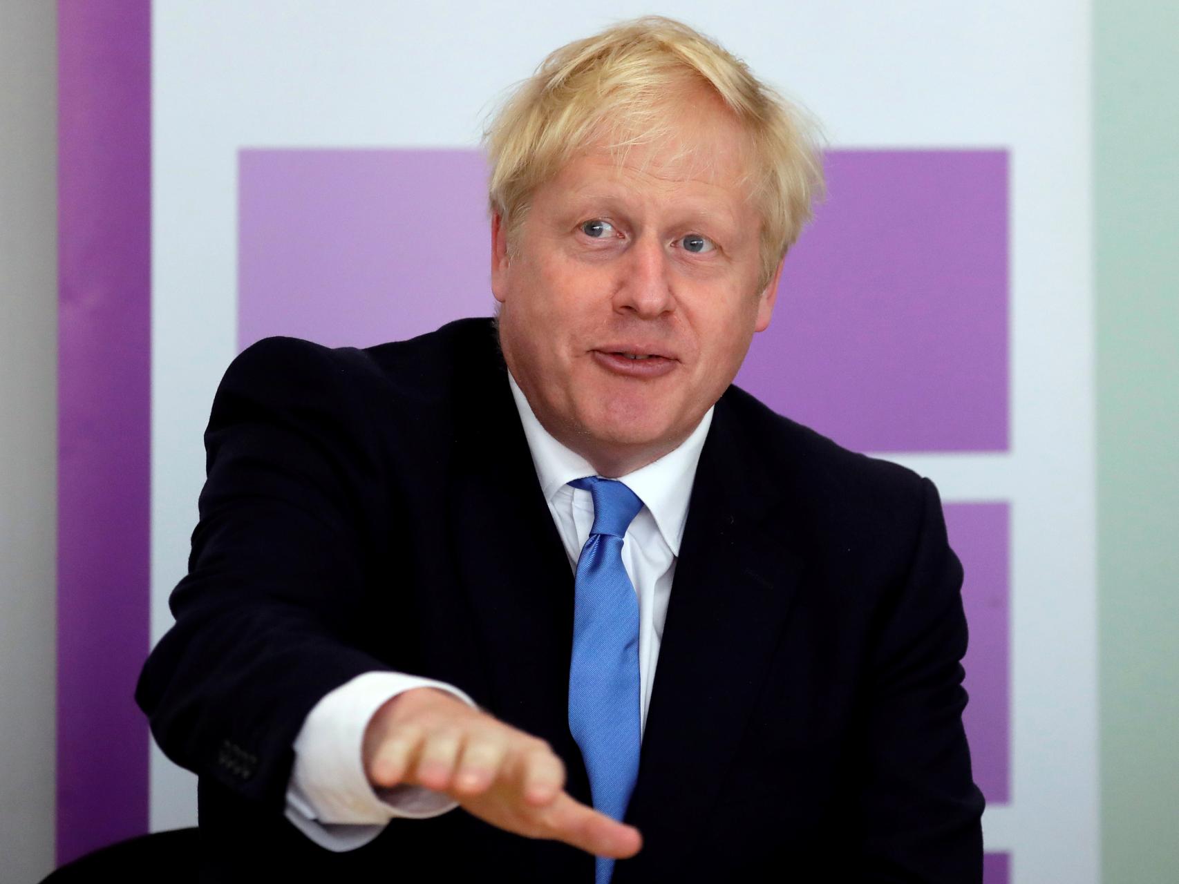 Boris Johnson durante un encuentro con la Policía en Londres.