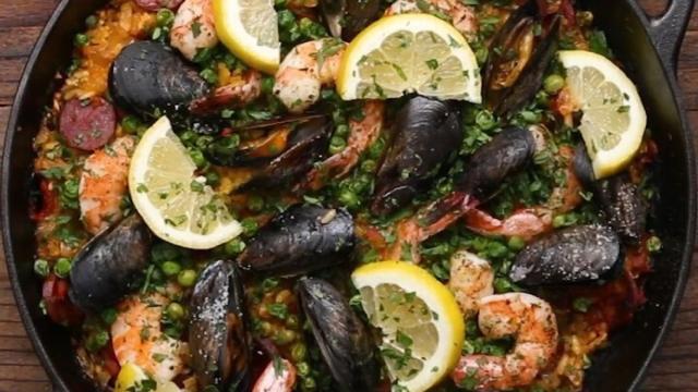 Otra paella con chorizo indigna en Instagram y no imaginarás de quién es la culpa