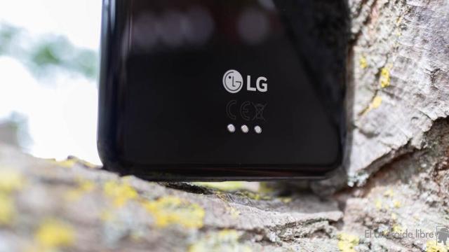 LG patenta un móvil plegable con lápiz, y eso nos llena de esperanza