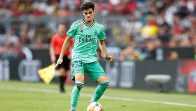 Miguel Gutiérrez, con el primer equipo del Real Madrid