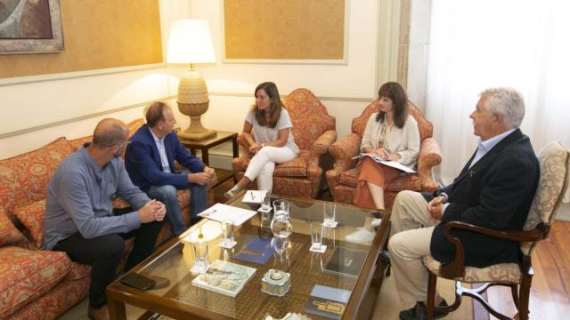 Reunión con la asociación de empresarios de Pocomaco