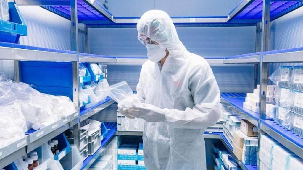 Un laboratorio de la farmacéutica Sanofi.