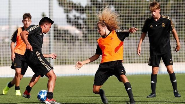 De la Víbora, en un entrenamiento del Juvenil C del Real Madrid