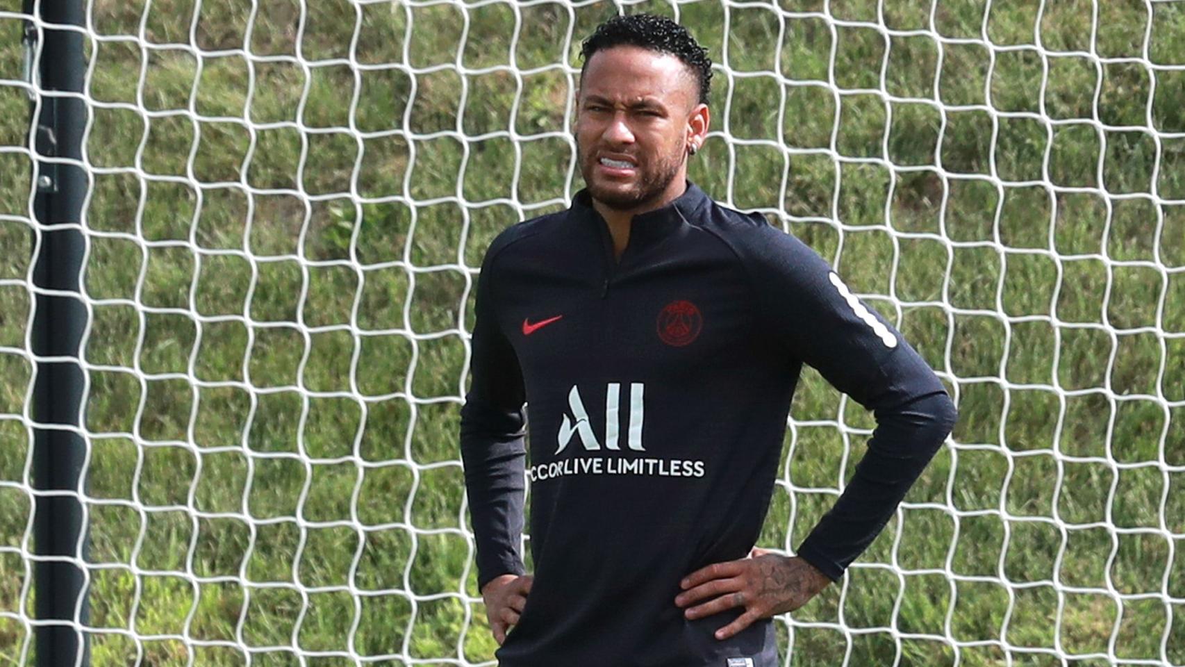 Neymar se entrena con el PSG