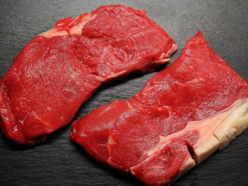 Ternera, añojo, novillo, vaca y buey son los tipos de carne de vacuno.