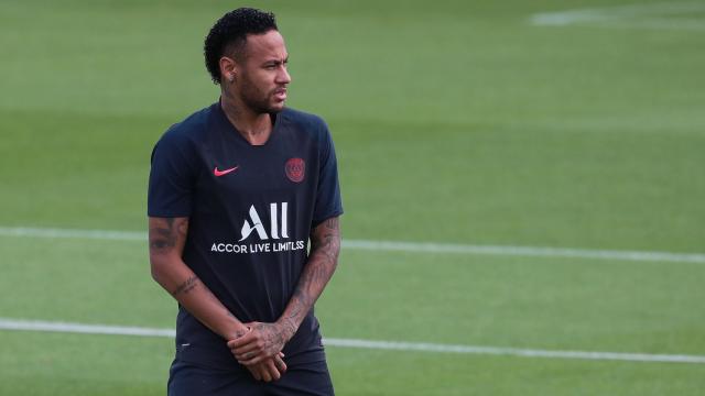 Neymar se entrena con el PSG