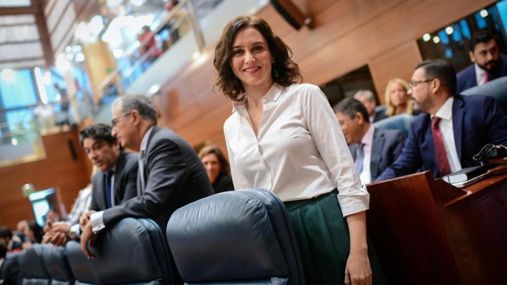 Isabel Díaz Ayuso durante el segundo día del pleno de investidura de la pasada legislatura.