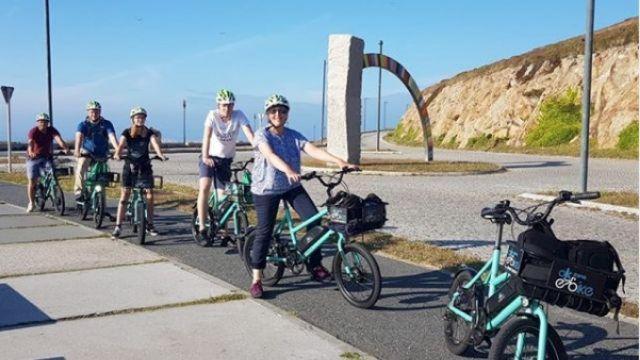 Bicicletas eléctricas, una forma sana y divertida de recorrer A Coruña