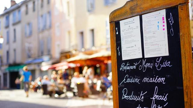 La pizarra de un restaurante francés.