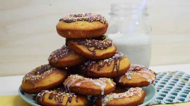 Donuts al horno, receta para hacer con niños que gusta a todos