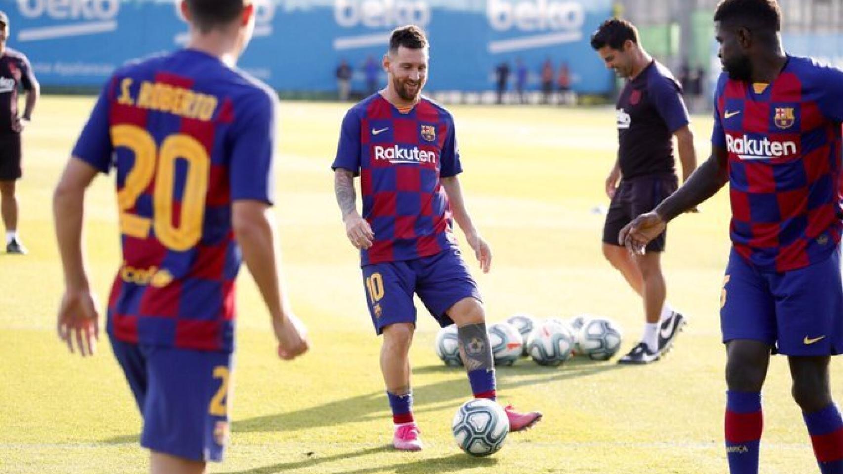 Messi, en un entrenamiento del Barcelona. Foto: Twitter (@FCBarcelona_es)