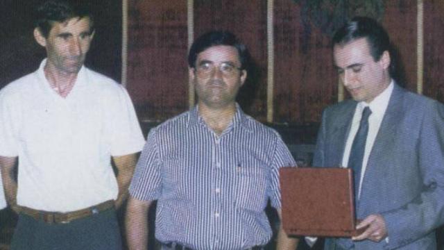 Torres Astilleros (centro) junto a Fernando Fernández-Gaitán y José Manuel Molina. Foto: 70 años de historia del Toledo
