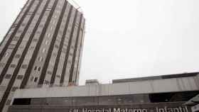 El Hospital La Paz (Madrid), donde será intervenido quirúrjicamente. Foto: EFE.