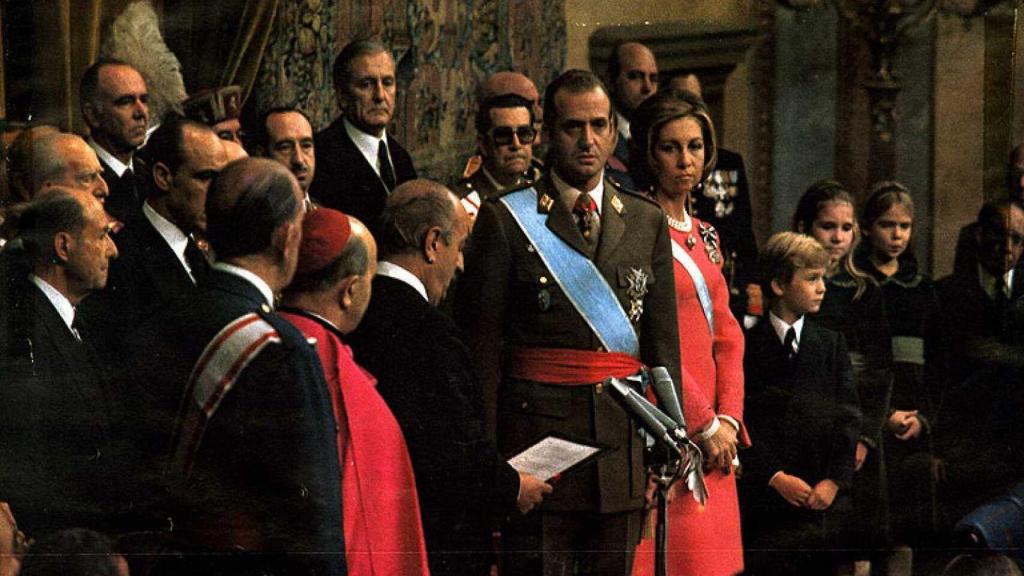 Proclamación de Juan Carlos I en 1975.