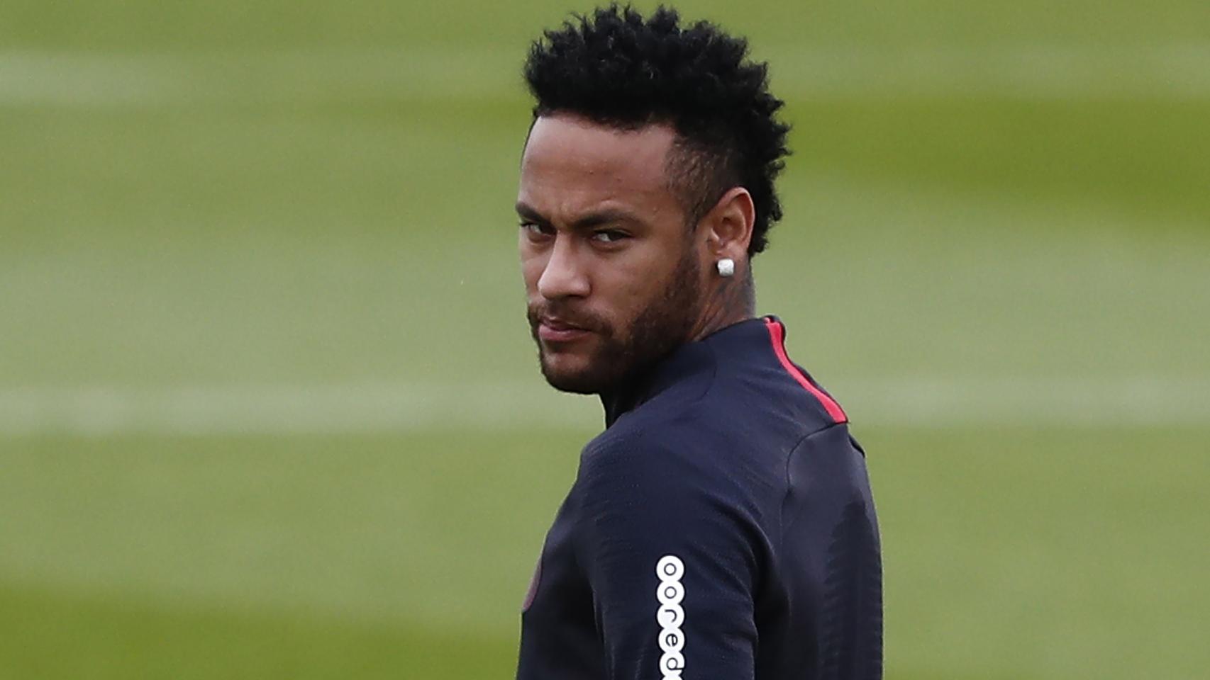 Neymar entrena con el PSG