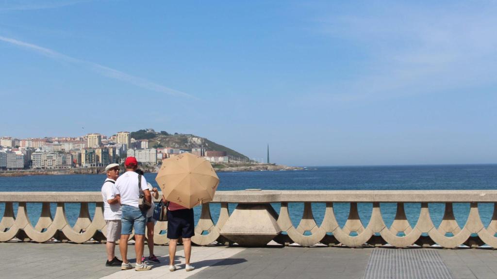 A Coruña disfruta del calor: las mejores imágenes de este día soleado