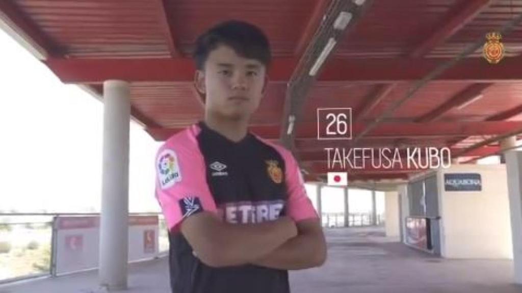 Kubo viste la camiseta del Mallorca