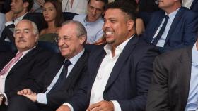 Ronaldo y Florentino Pérez en el Santiago Bernabéu. Foto: Instagram (@ronaldo)