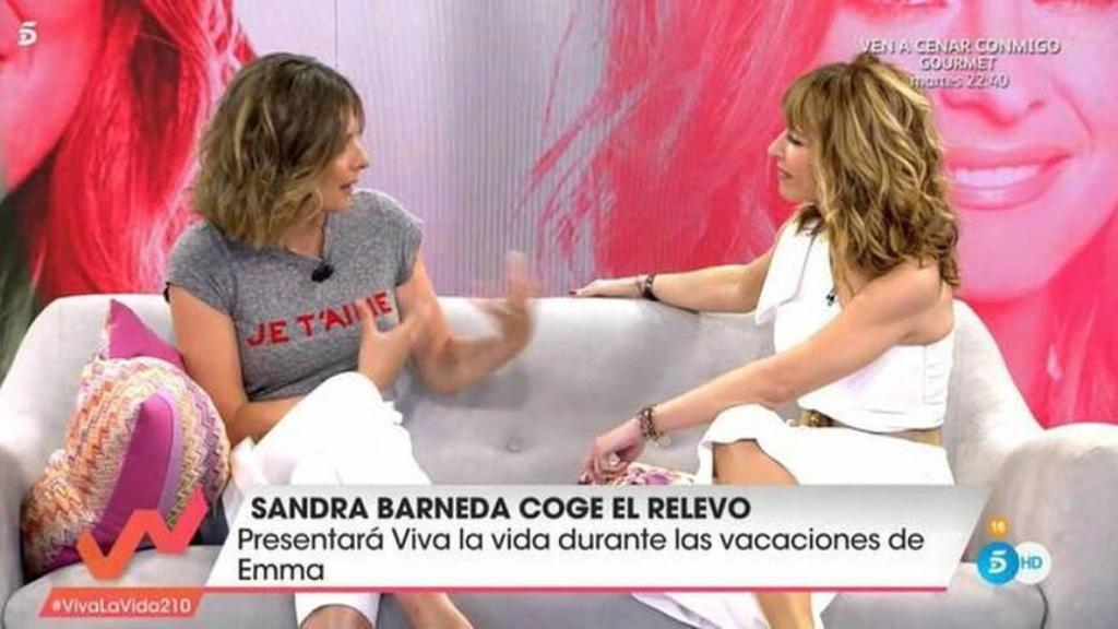 Sandra Barneda y Emma García antes del relevo oficial.