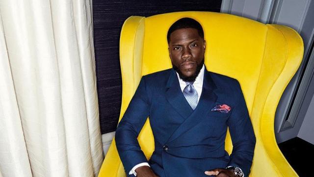 El actor Kevin Hart ha sufrido un accidente de tráfico en California.