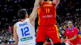 Marc Gasol tirando a canasta contra Puerto Rico