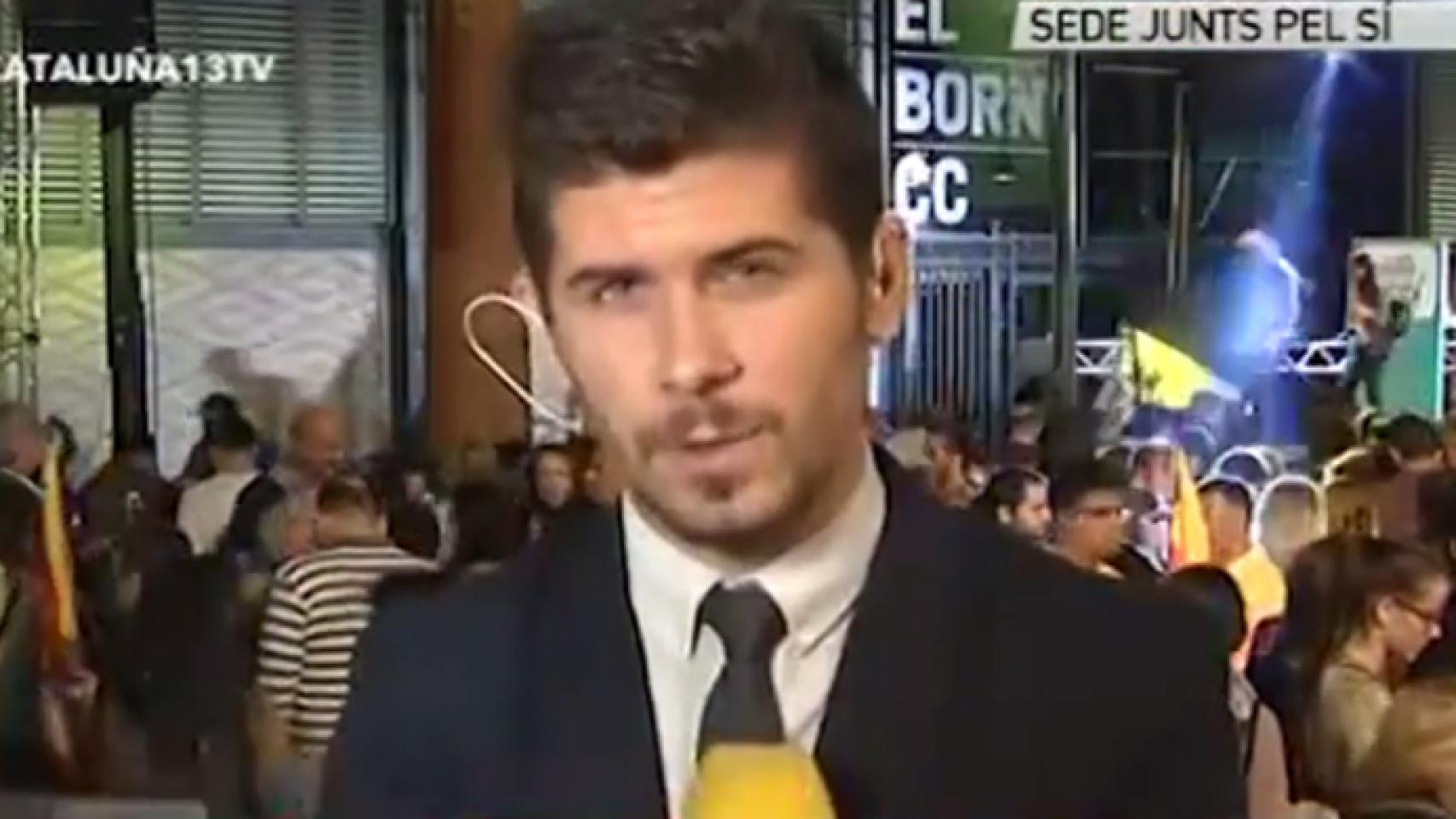 Mateo Santos, reportero agredido de 13tv en la celebración de Junts Pel Sí