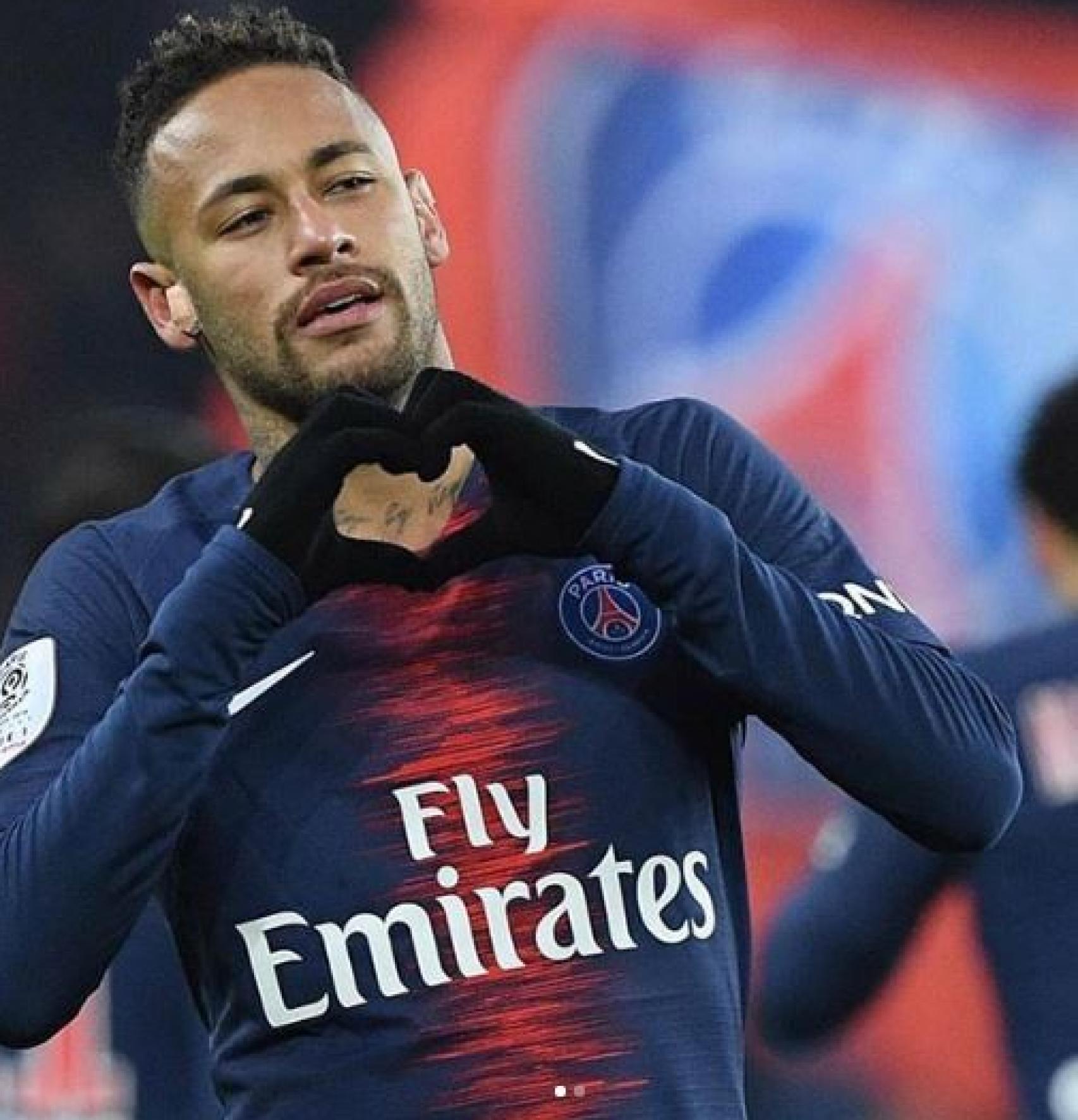 Neymar celebra un tanto con el PSG. Foto (@neymarjr)