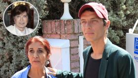 'Camilín' y su madre, Lourdes Ornelas, junto a Camilo Sesto en montaje JALEOS.