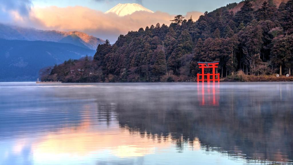 Lago Ashinoko Hakone.