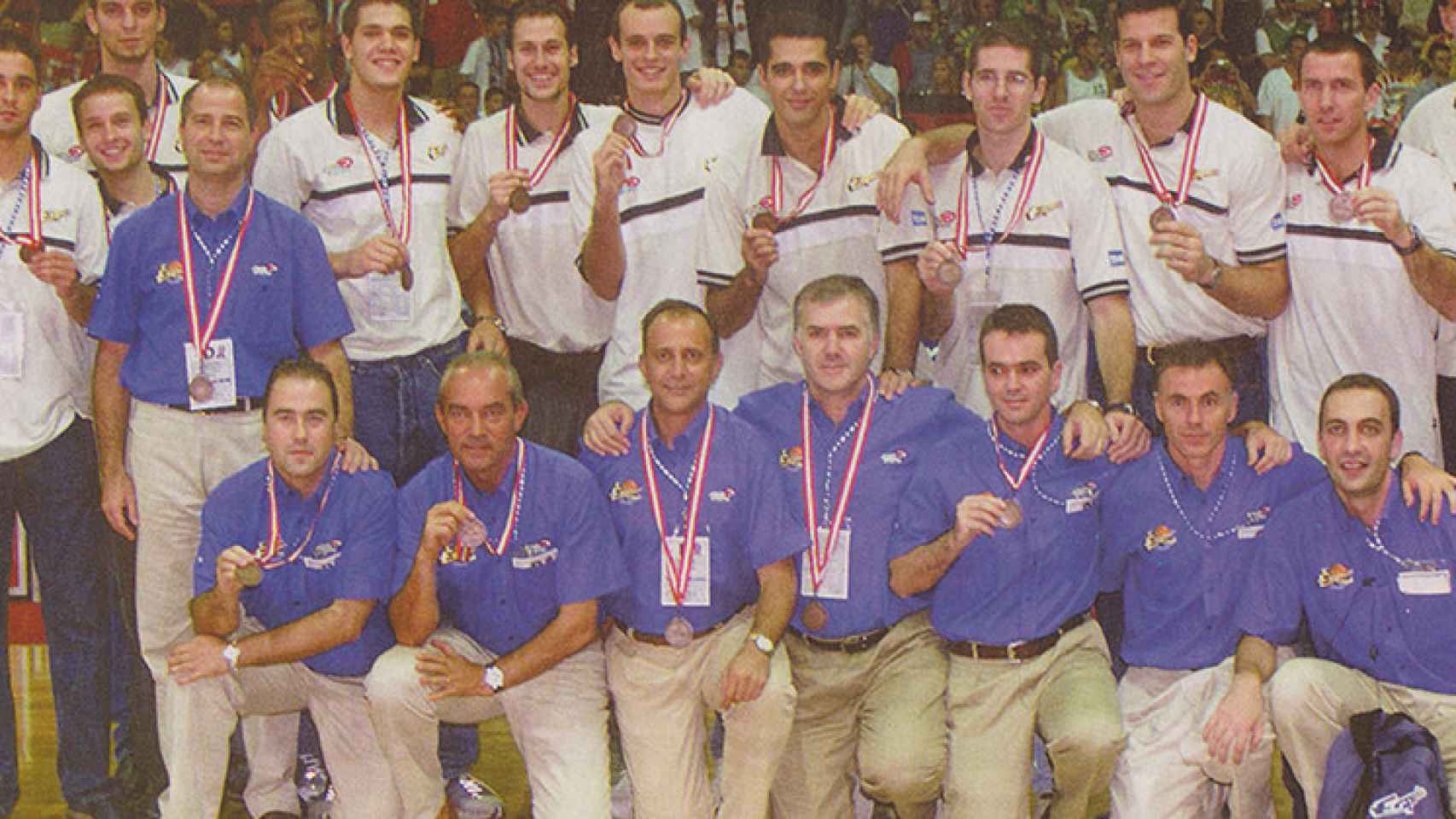 La selección española de baloncesto, bronce en el Eurobasket de 2001