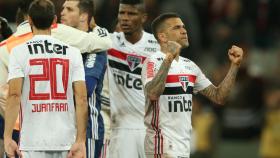 Dani Alves, con el Sao Paulo